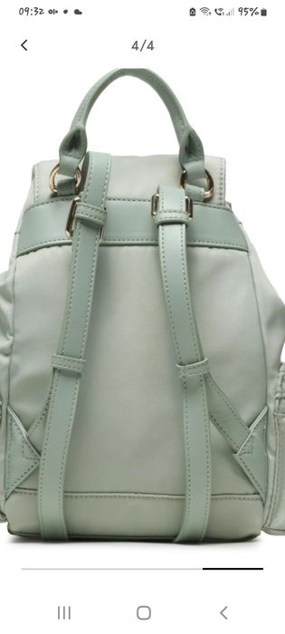 Mniejszy elegancki plecak Guess  oryginalny