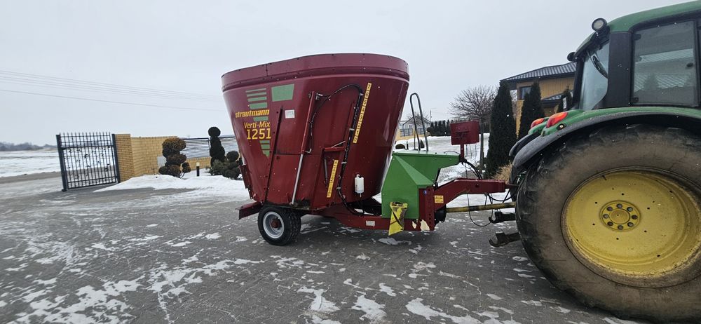 Paszowóz, Wóz Paszowy Strautmann 12m3