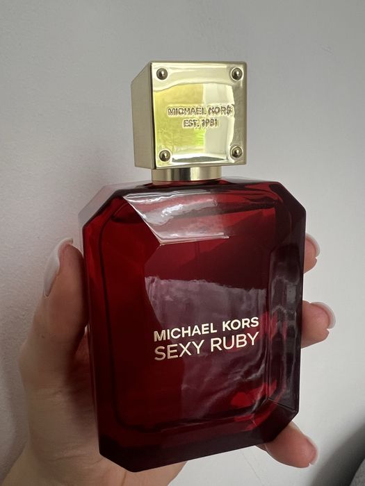 Perfum Michael Kors Sexy Ruby