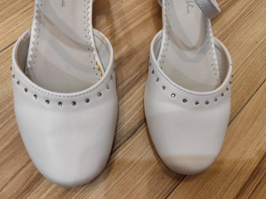 Buty komunijne 33 białe