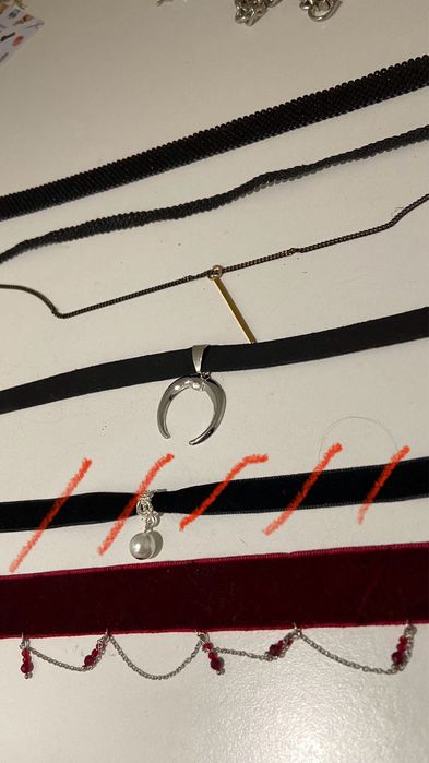 Чокери різні