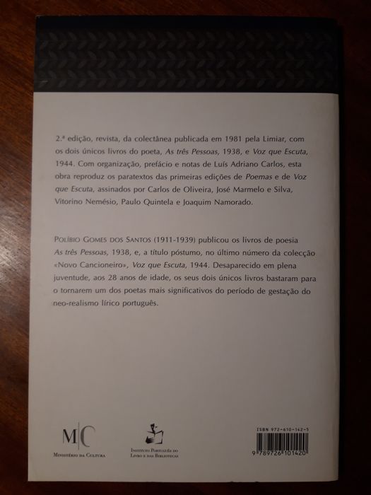 Livro "Poemas" de Políbio Gomes dos Santos