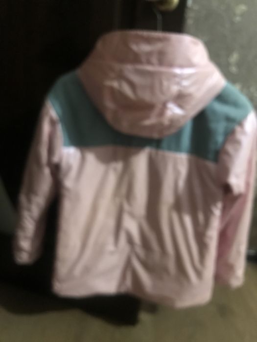 Куртка на дівчинку 10 років