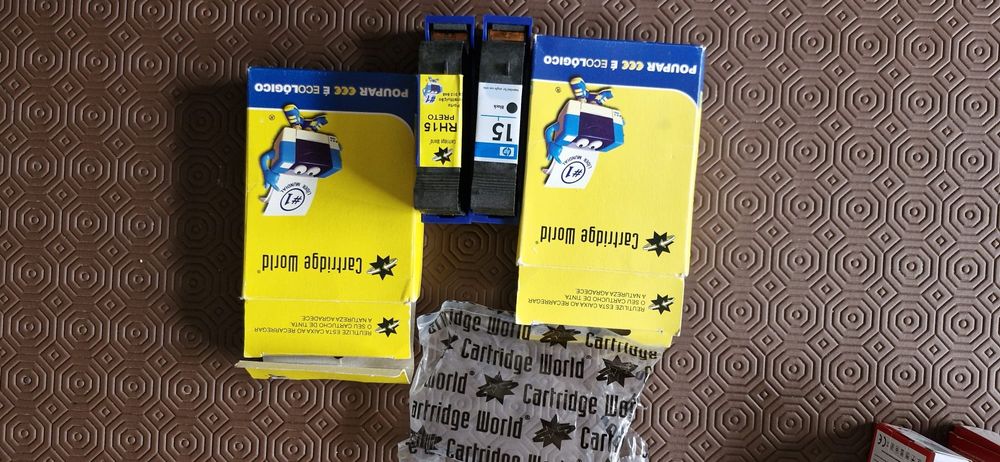 2 tinteiros pretos de impressora