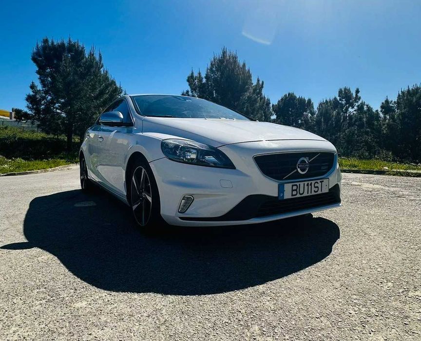 Volvo V40 R-Design D2