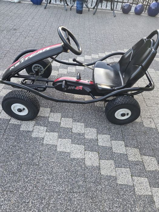 Gokart Kettler na pomowanych kołach