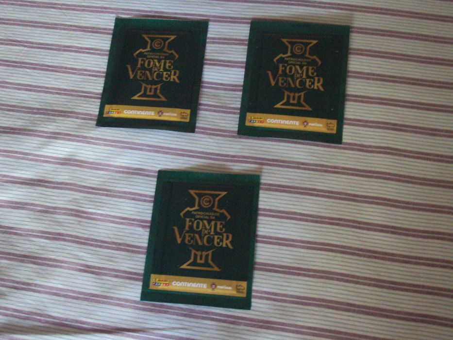 SAQUETAS de cromos de futebol