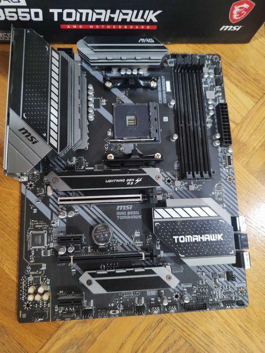 MSI B550 Tomahawk