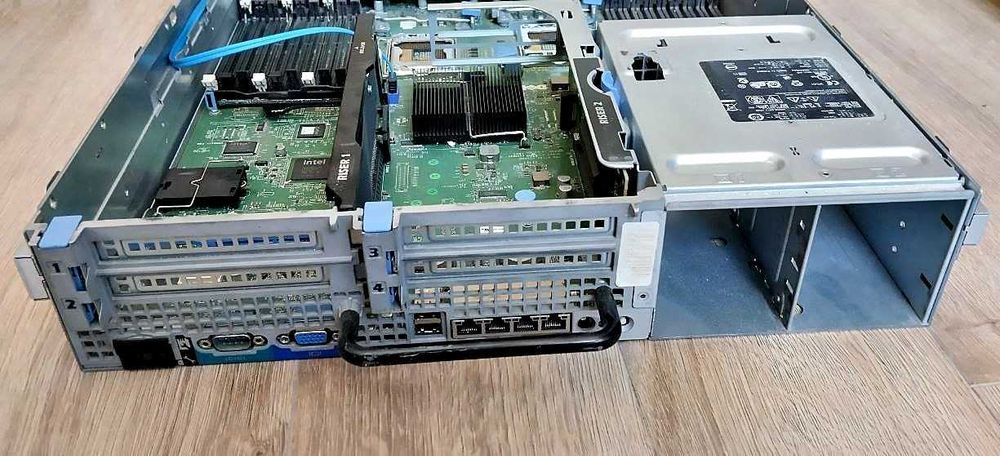 Корпус для сервера Dell R710, Dell 2850: 1 000 грн. - Комплектуючі та ...