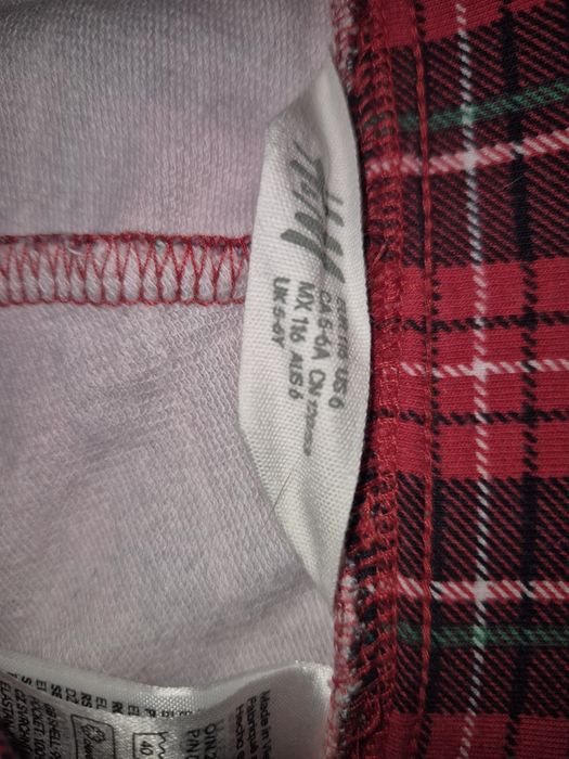 Пара дитячих штанів