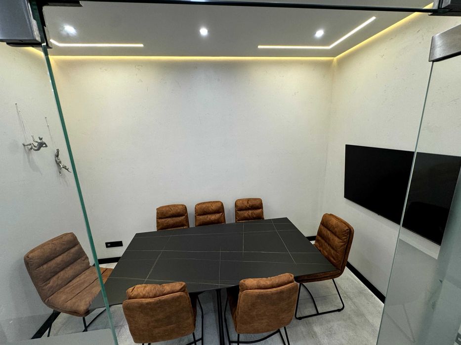 Стильный офис центр Киева 25 человек БЦ Carnegie Tower без комиссии