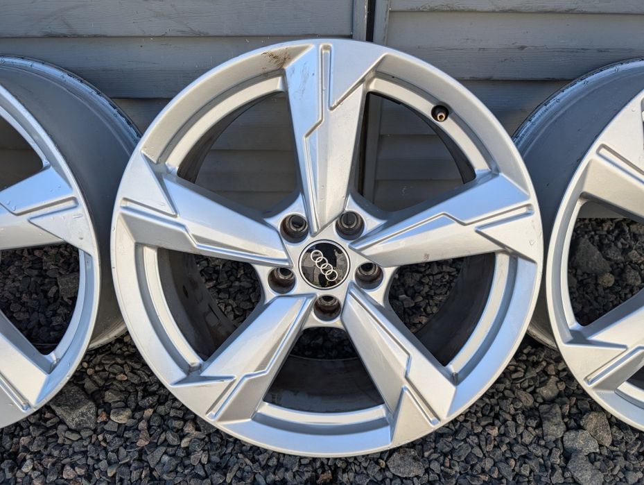 Оригінальні титанові диски Audi 5*112 R18 5/112 18 Volkswagen ET 39
