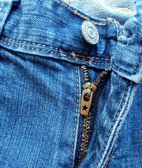 Стильные джинсы Levis Клеш lee lois