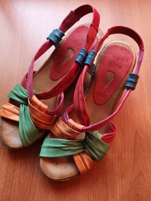 Sandálias multicor