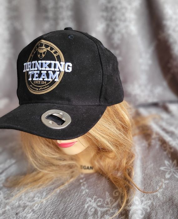 Czapka z daszkiem Drinking Team Nowa