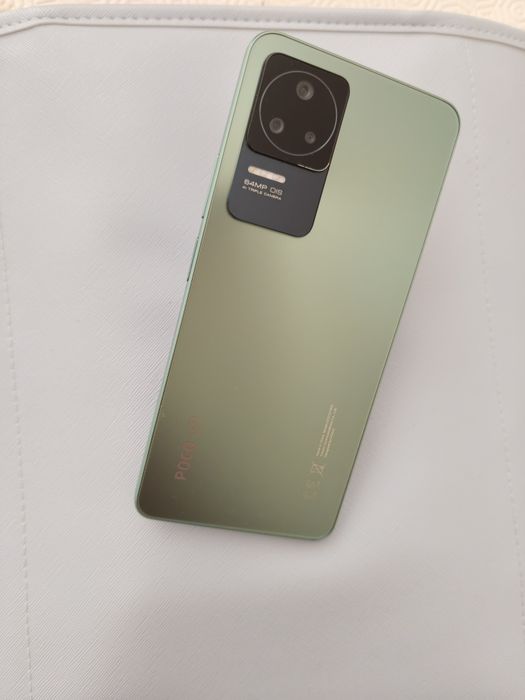 Xiaomi POCO F4 5G