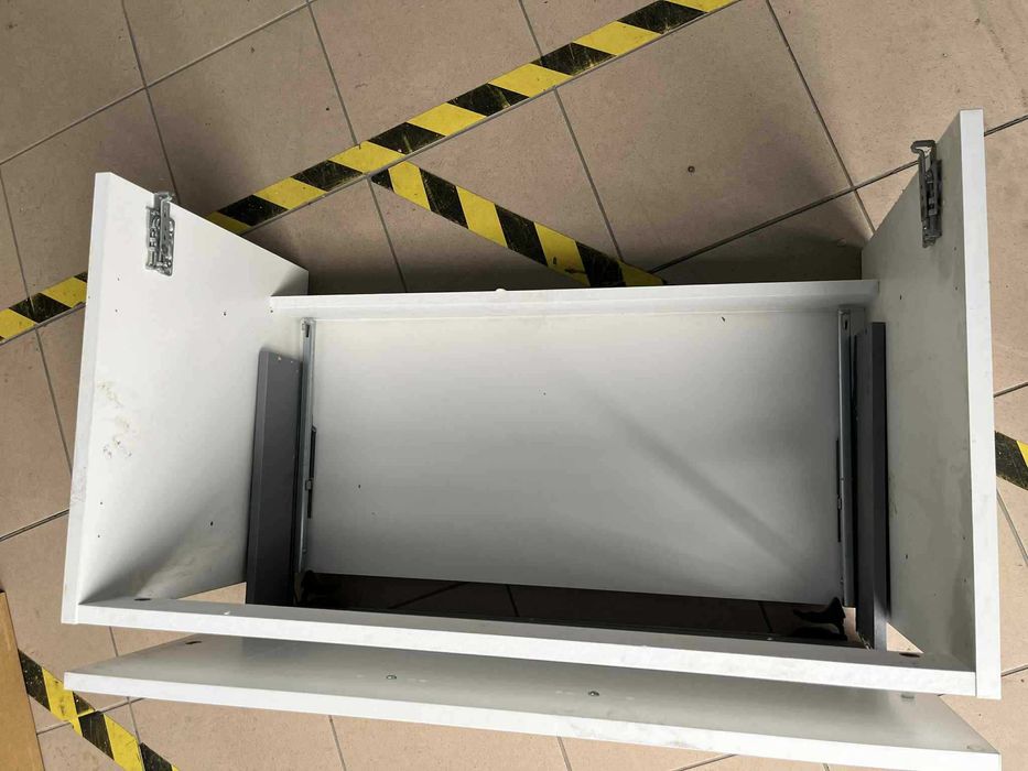 Szafka pod umywalkę