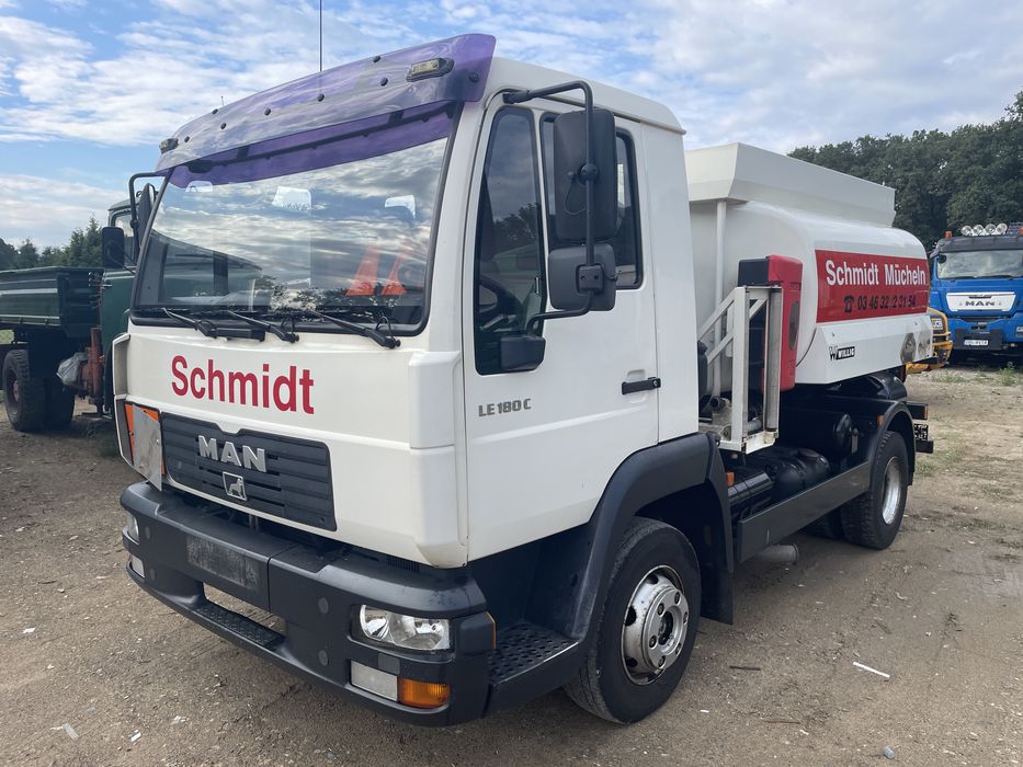 MAN LE180 cysterna 6000l , sprowadzony, idealny