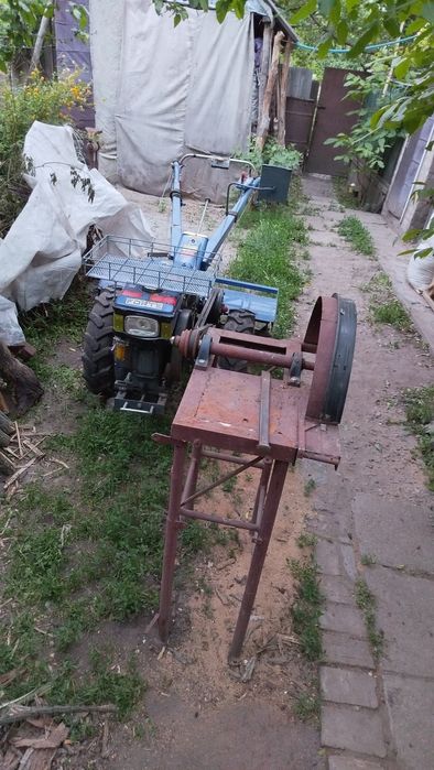 Продам  мотоблок дизельный, 8 к.с.