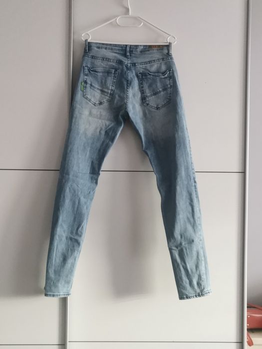 Spodnie Jeansowe CroppW: 28 L: 32 jasne