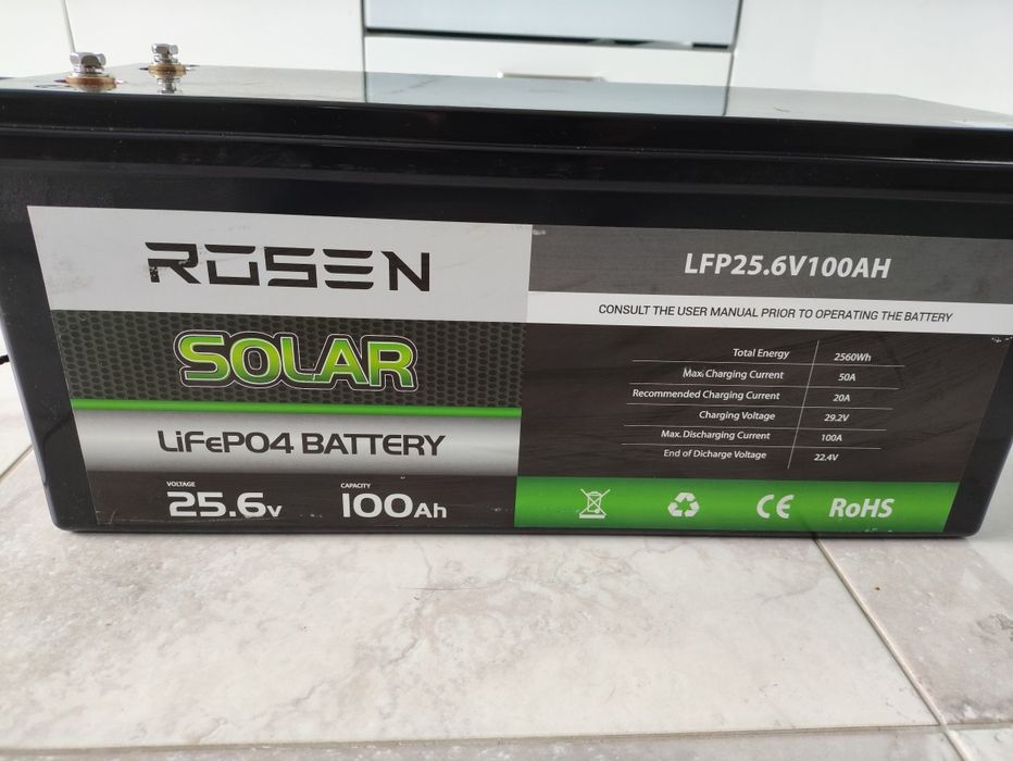Продам lifepo4 на 25.6 в+ інвертор