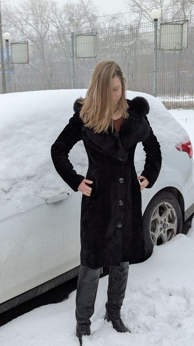 Натуральна шуба з овчини (астраган)