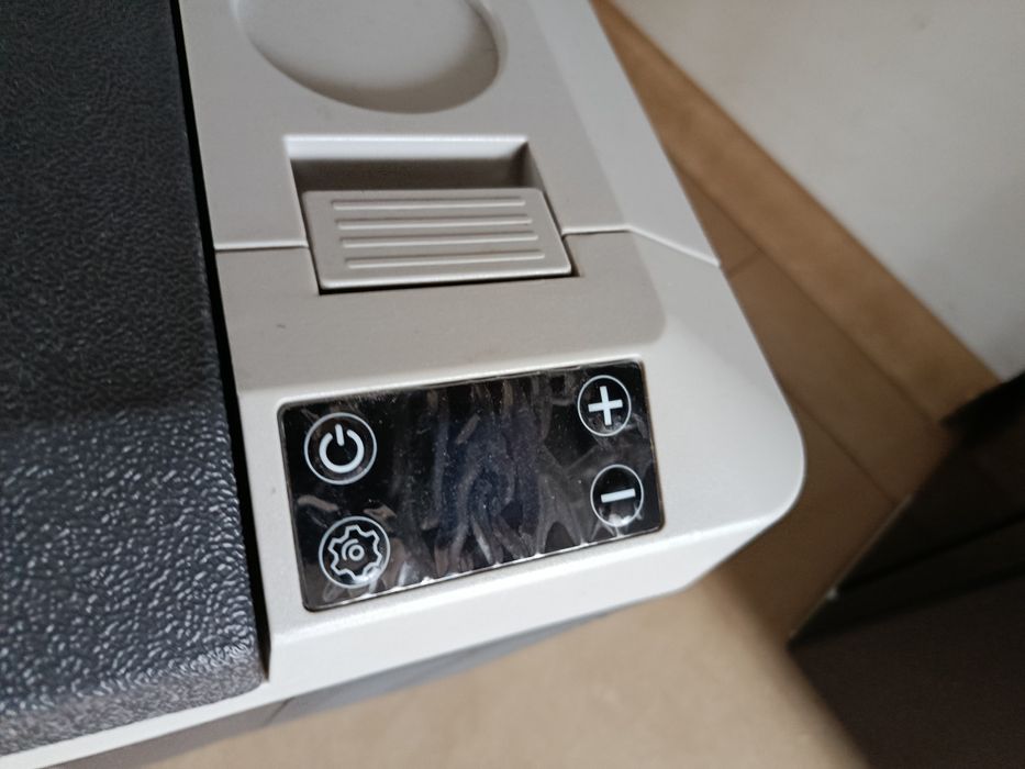 VEVOR 20L Lodówka Przenośna 12/24V  Zamrażarka Kompresor