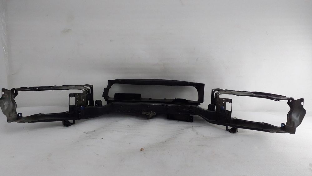 Frente em fibra ou chapa VOLVO V50 (MW)