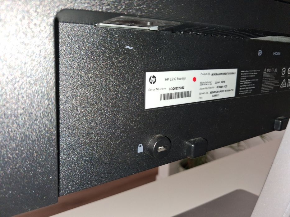 Computador de secretária