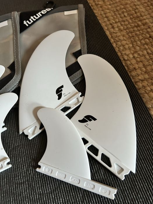 FUTURES FINS Conjunto Quilhas