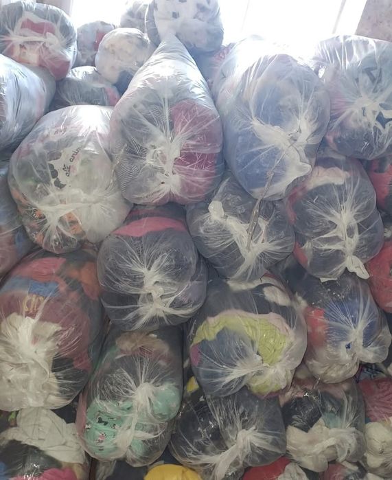 Продам одяг мішками сток секонд гарний стан є різні розміри опт