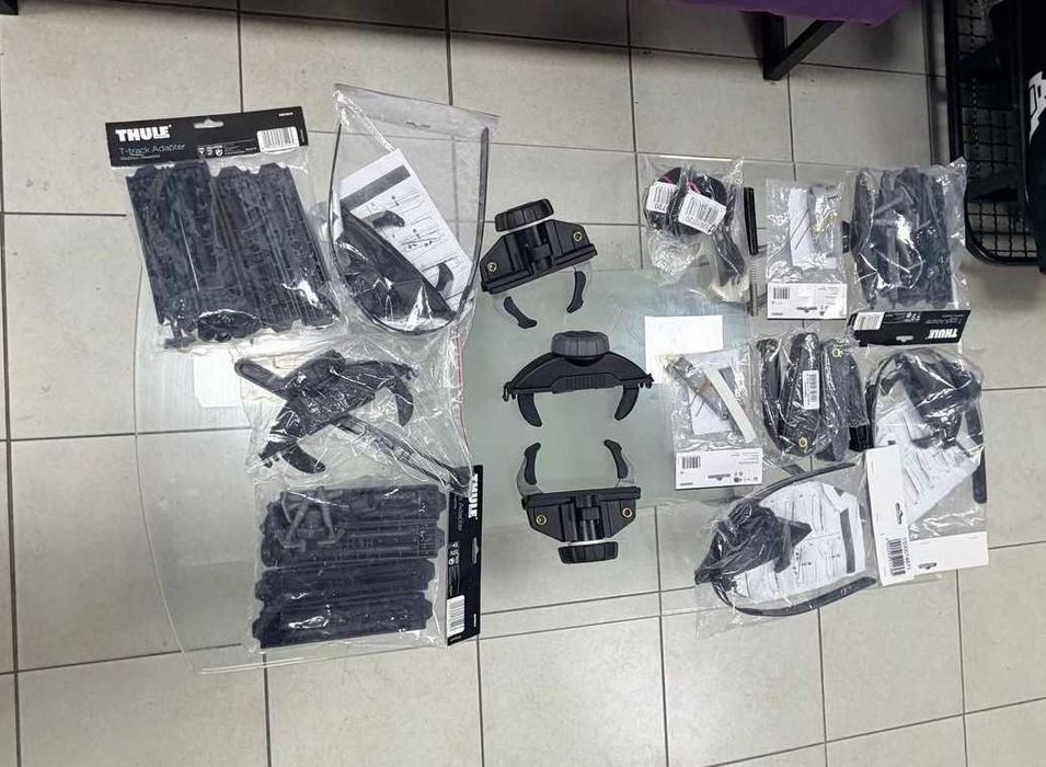 Thule запчастини ключі замки заглушки резинки кришки упори ремені