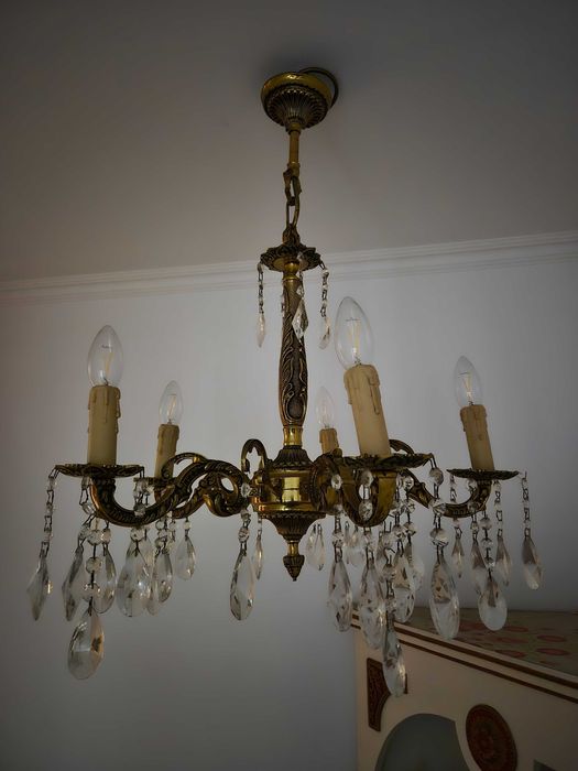 Lustre Vintage 6 Braços em Latão e Cristal – Estilo Neoclássico