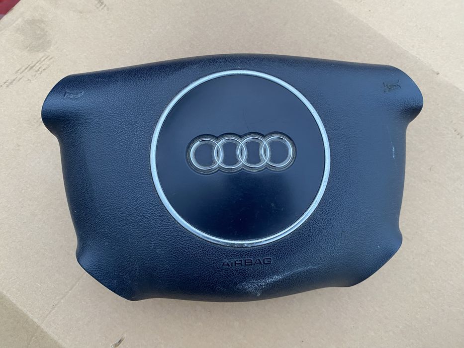 Audi a4b6 poduszka