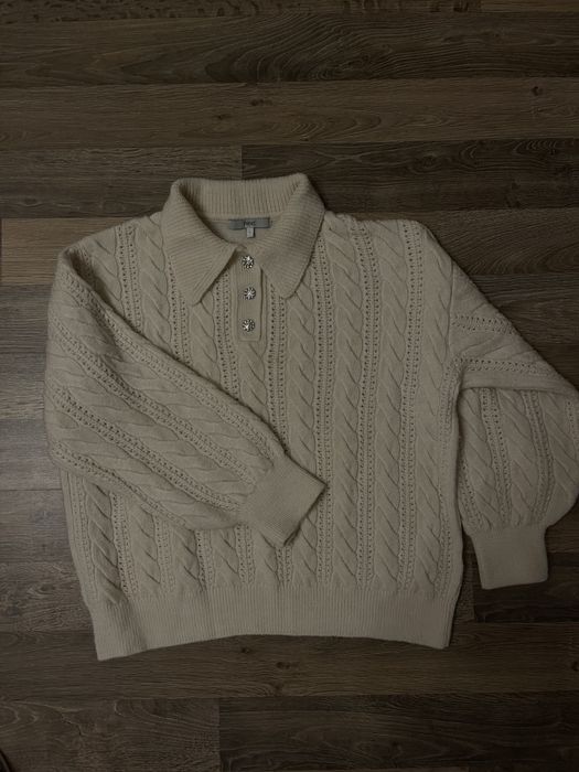 Светр жіночій