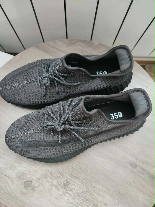 Nowe adidas yeezy boost v2