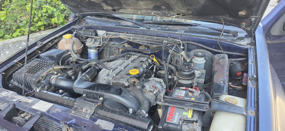 Opel Frontera Sport 2.5 TDS