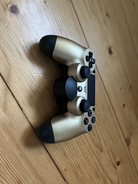 Sony DualShock 4 V2 Złoty + Back Button Attachment