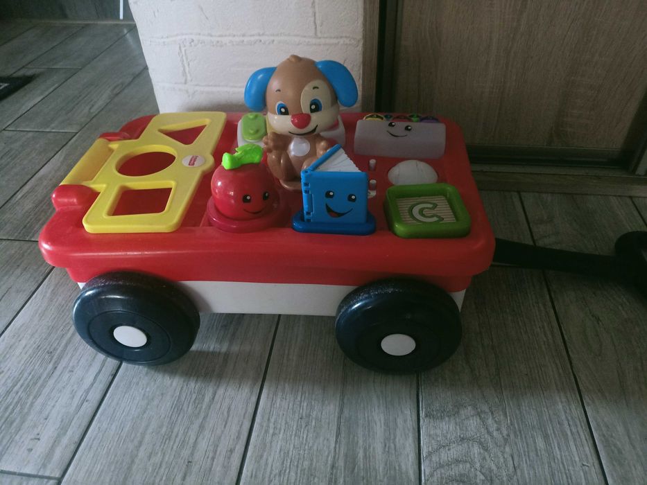 Fisher-Price edukacyjny wózek Szczeniaczek