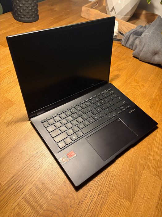 Laptop ASUS ZenBook 14 R5-7350 /16GB/512GB SSD