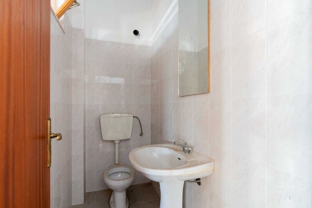 Armazém comercial para venda