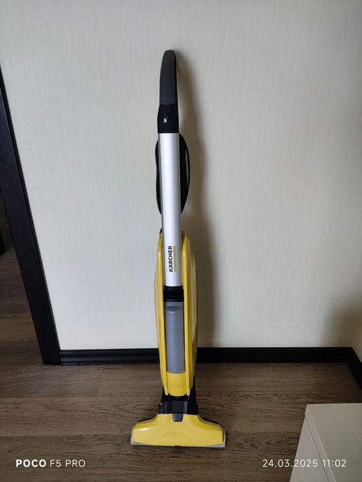 Электрошвабра/вертикальний миючий пилосос Karcher FC 5
