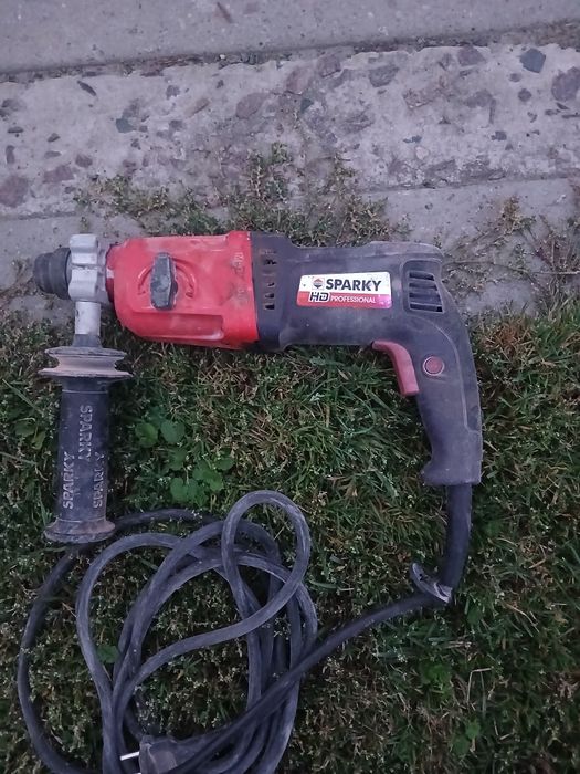 Перфератор Sparky