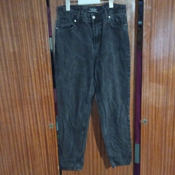 Продам джинсы МОМ