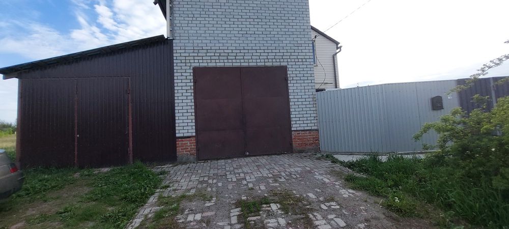 Продам 2х.этажный дом в Коротыче