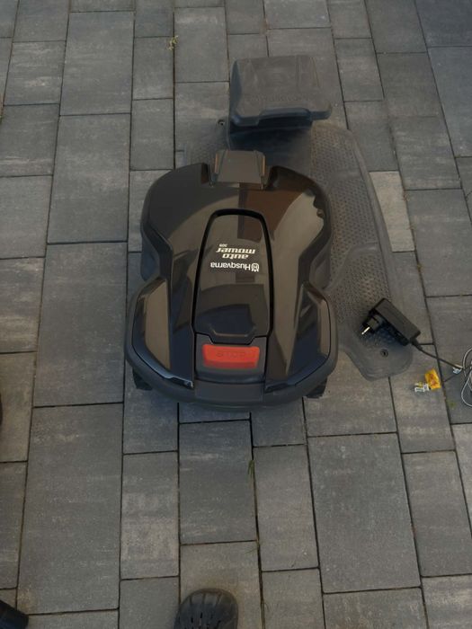 Husqvarna Automower 306 – robot koszący – stan idealny – 3 lata