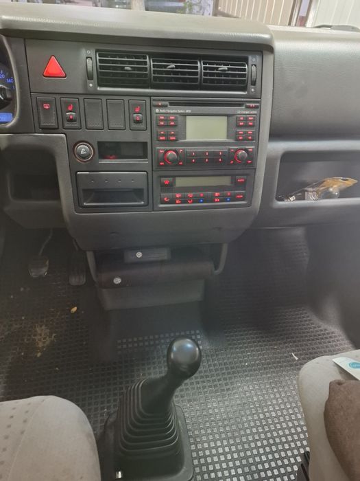 Розборка фольксваген  т4 caravella 2.5