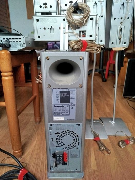 Leitor de DVD com sistema de som Home Cinema