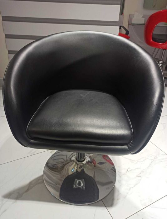 Кресло для перукаря