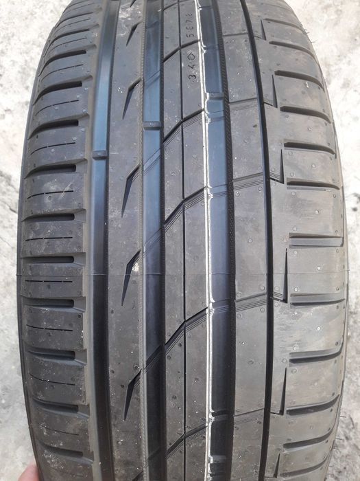 Lato Nokian 235/50 R19 8mm